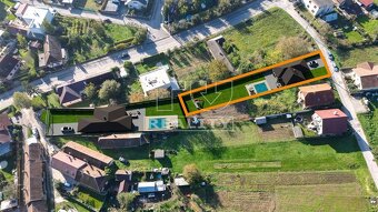 IBA U NÁS, STAVEBNÝ POZEMOK O ROZLOHE 1025m2,... - 3