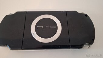 Sony PSP Portable PSP-2000 + hry. Japonska verzia - 3