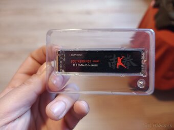 Nový SSD 1Tb - 3