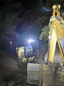 Minidumper, trojstranný vyklápač - 3