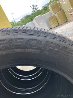 235/55 R18 - 3