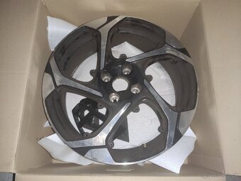 Citroen C4 - 18" alu disky - 3