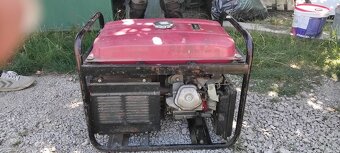 Elektrocentrála Honda GX 390 – 230V/380V, renovovaná, 1500 € - 3
