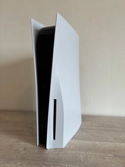 PlayStation 5 s mechanikou + ovládač + príslušenstvo - 3