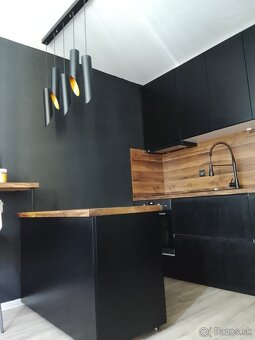 Rezervované 1 izbový byt s parkovacím miestom, NM - 3