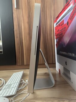 Apple iMac 2008 20" - 3