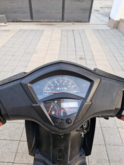 Skúter Kymco Agility 50 RS 2.8kW Automat 50cm3 - 3