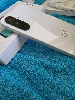 Samsung A26 5g dual sim biely super deluxe stave používaný p - 3