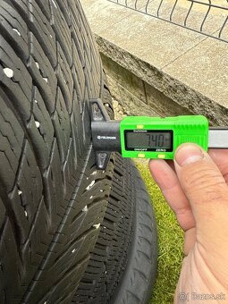 235/50 R19 Michelin zimne - 3