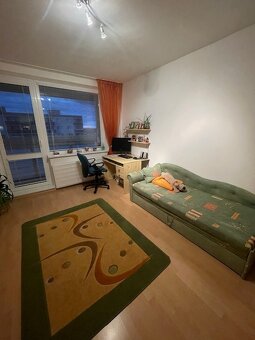 Na predaj 3. izbový byt s dvomi loggiami v Malackách. - 3