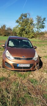 KIA RIO 1.4 benzin,rok 2012,80kw-109koni,186000km,kup.v SR - 3