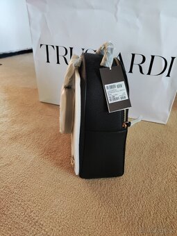 predám batoh trussardi - 3