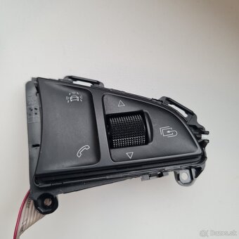 Škoda multifunkcia volantu - 3