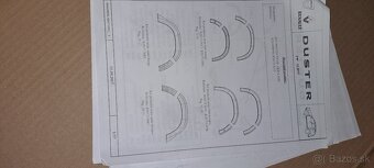 Ochranné lemy blatníkov originál. - 3