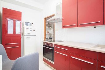 Na prenájom kompletne prerobený 2-izbový byt s balkónom... - 3