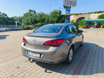Predám Opel Astra 1.6 CDTI 100kw sedan - 3