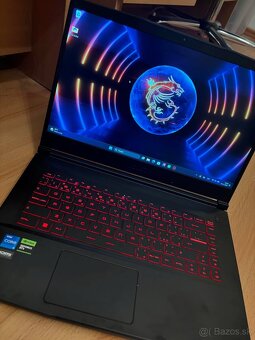 MSI herný notebook - 3