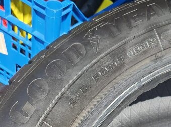 Predam zimne pneumatiky Good Year 235/55R 18 - 3