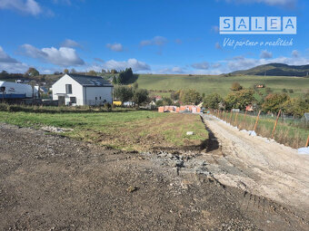 STRÁNSKE - STAVEBNÝ POZEMOK VÝMERA 694m2 - 3
