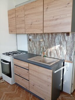 Prenájom 1 izbový byt s balkónom- Nová Lesná - 3