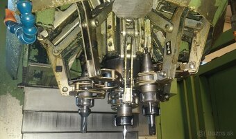 CNC Obráběcí centrum (vertikální) CHIRON FZ 16L (4455) - 3