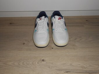 Predam nove damske original tenisky znacky NIKE GAMMA FORCE - 3