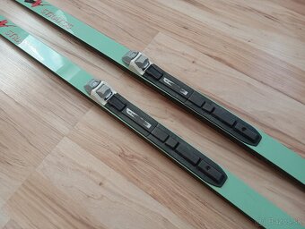Predám bežecké lyže - 3