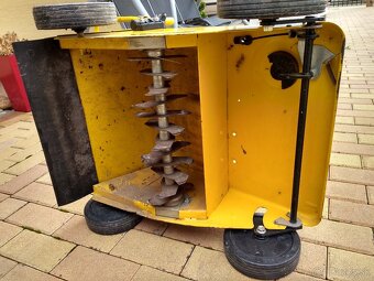 Pdvozok z vertikutatora - 3