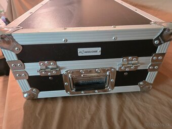 Predám kufor/rack a DJ konzolu - 3