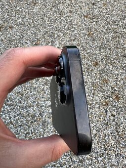 IPhone 14 Pro - baterie 100% - 3