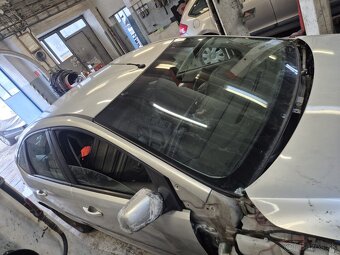 Rozpredám Ford hatchback  1.6 TDCi - 3