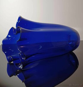PREDANE  Obrovská kobaltová váza Fazzoletto Murano 60te roky - 3