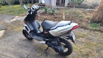 Peugeot Speedfight 2 50cm / s TP na značkách - 3
