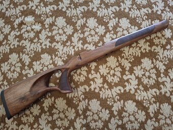 Pažba CZ 557 THUMBHOLE schránková verzia - 3