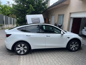 Tesla model Y long range dual motor - 3