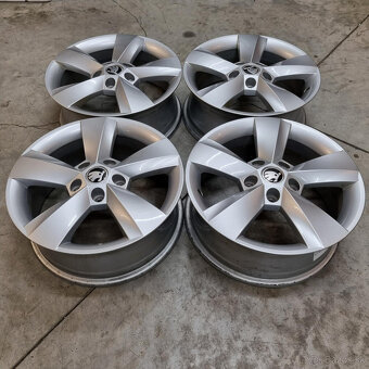 Škoda hliníkové disky 5x112 R16 6J ET43 - 3