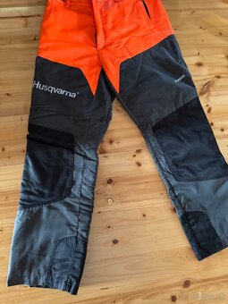 Pilčicke oblečenie Husqvarna - 3