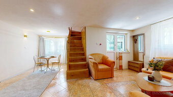 NA PREDAJ TEHLOVÝ RODINNÝ DOM V OBCI CÍFER - 3