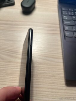 iphone se 2020 64gb čierny - 3