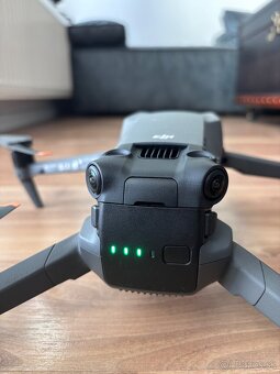 DJI Mavic 3 PRO FLY MORE COMBO - 3