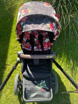 Cybex priam 3.0 sedenie s poťahom spring blossom  dark - 3