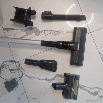 Samsung Jet 65 pet - 3