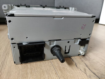 Autorádio Ford Sony - 3