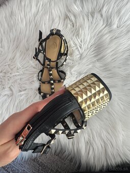 Sandále s vybijanim - 3