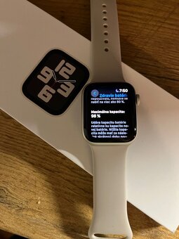 Apple Watch SE - 3
