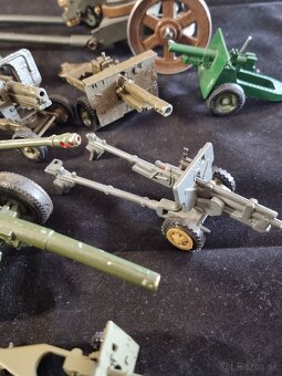 Predám zberateľské dela samopale - 3