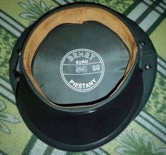 Zelená policajná čiapka - 3