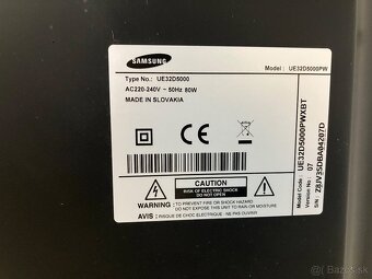 SAMSUNG UE32D5000 - 3