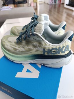 Dámske tenisky zn. Hoka Clifton 9, veľkosť 38 2/3 - 3