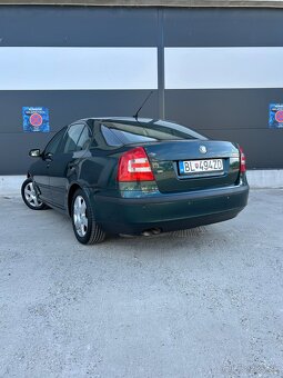 Škoda Octavia 2 2.0TDI DSG len 235 000km. - 3